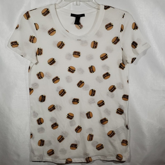 SZ. SMALL FOREVER 21 GRAPHIC T- SHIRT - Picture 1 of 4